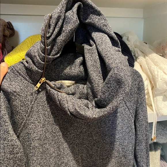 Kimi + Kai maternity sweatshirt - Picture 4 of 4